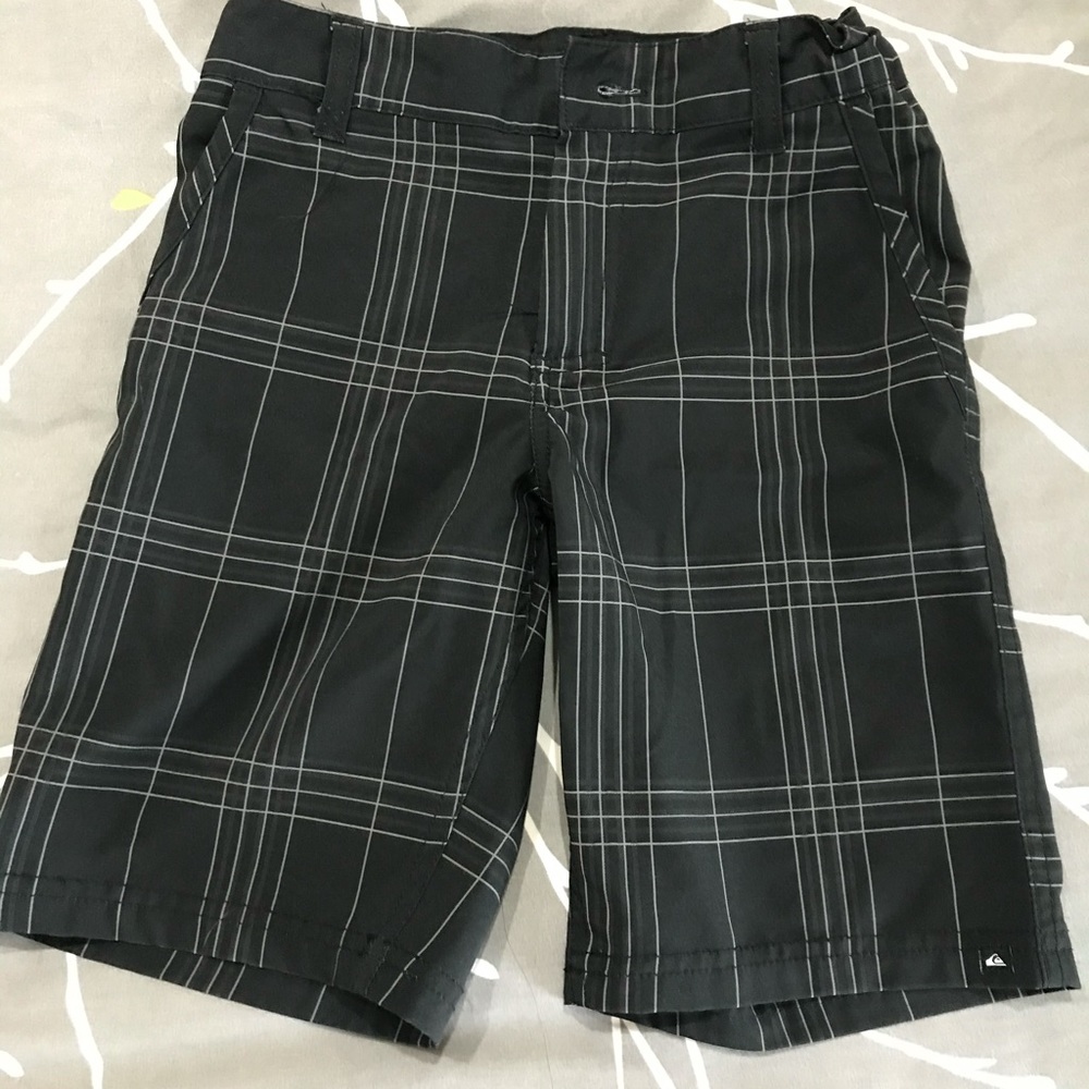 Quiksilver Boys Dress Shorts - Size 7
